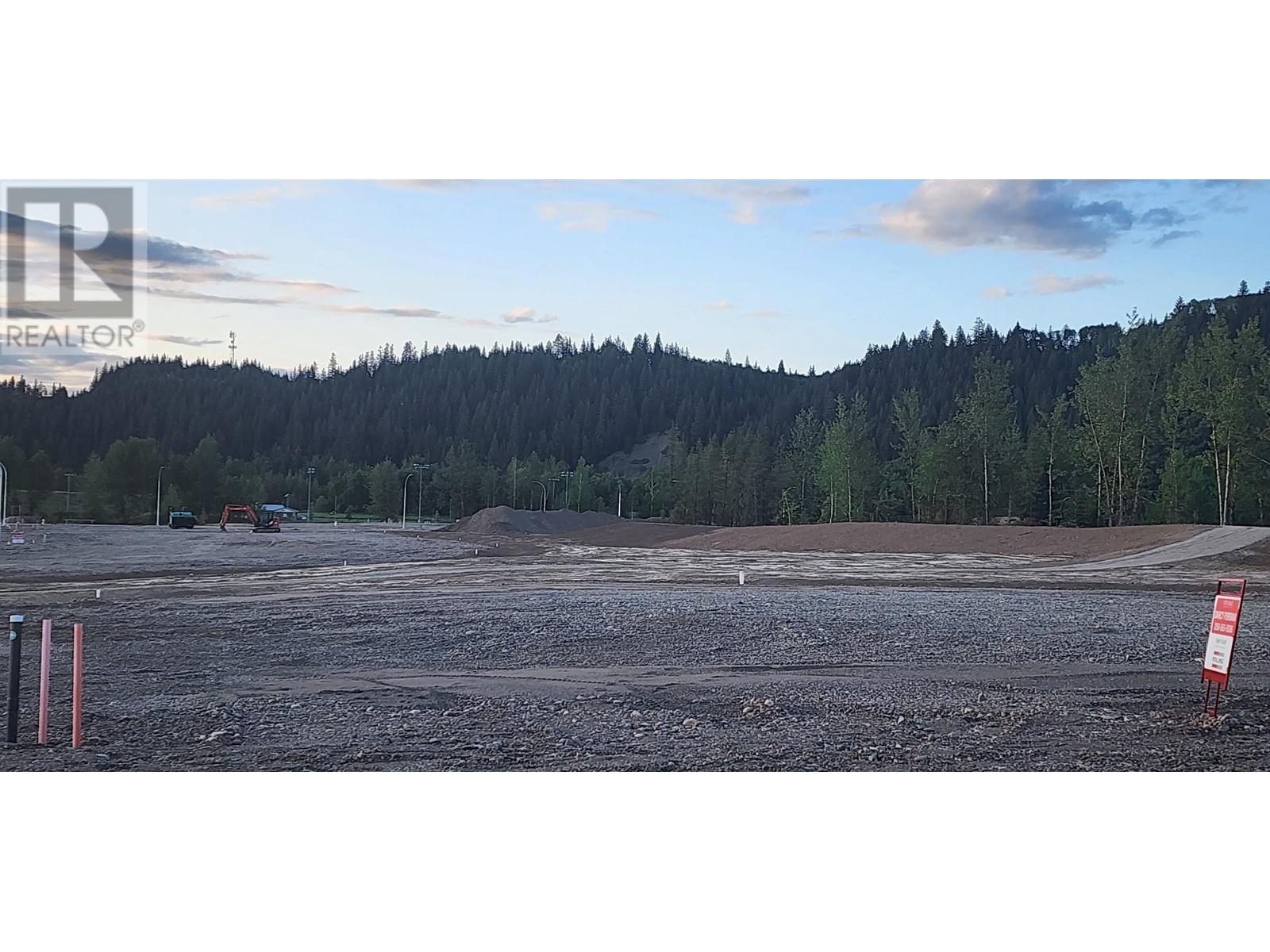 2716 Edgewater Crescent, Prince George, British Columbia V2K 1E4 - Photo 10 - R2798467