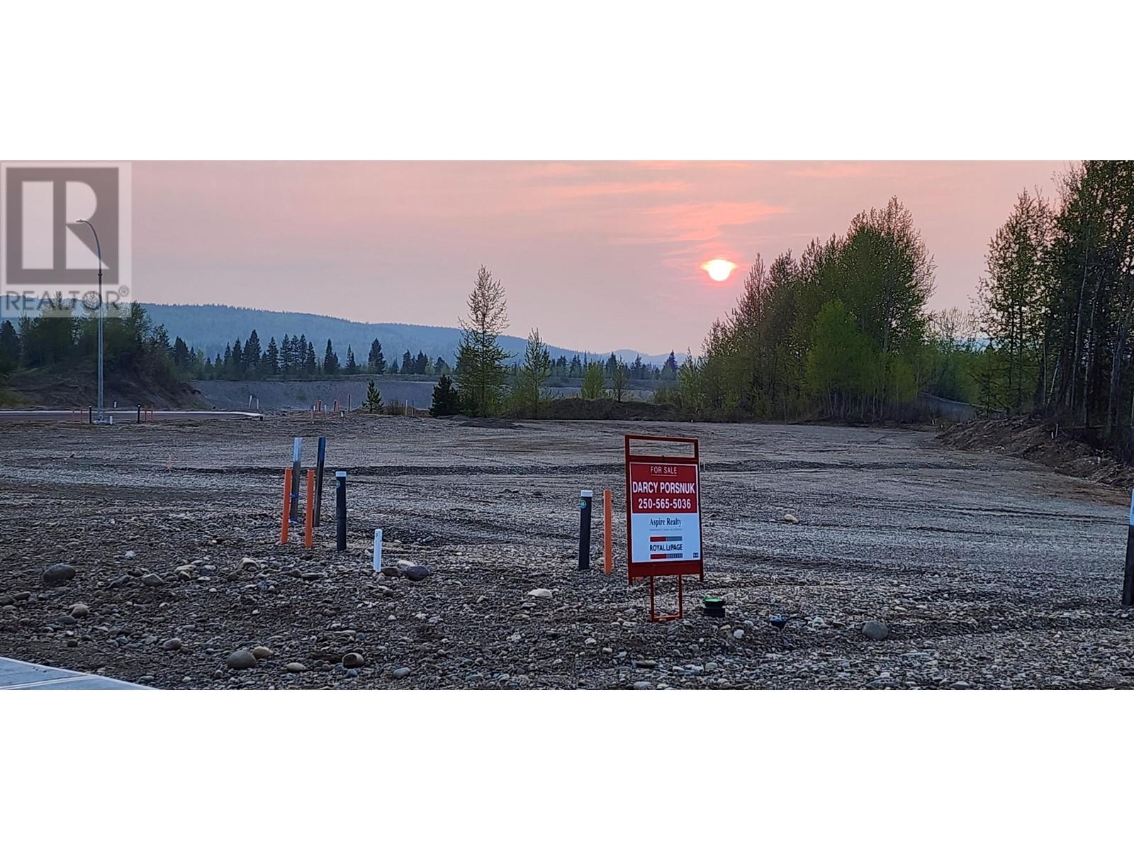 2716 Edgewater Crescent, Prince George, British Columbia V2K 1E4 - Photo 2 - R2798467