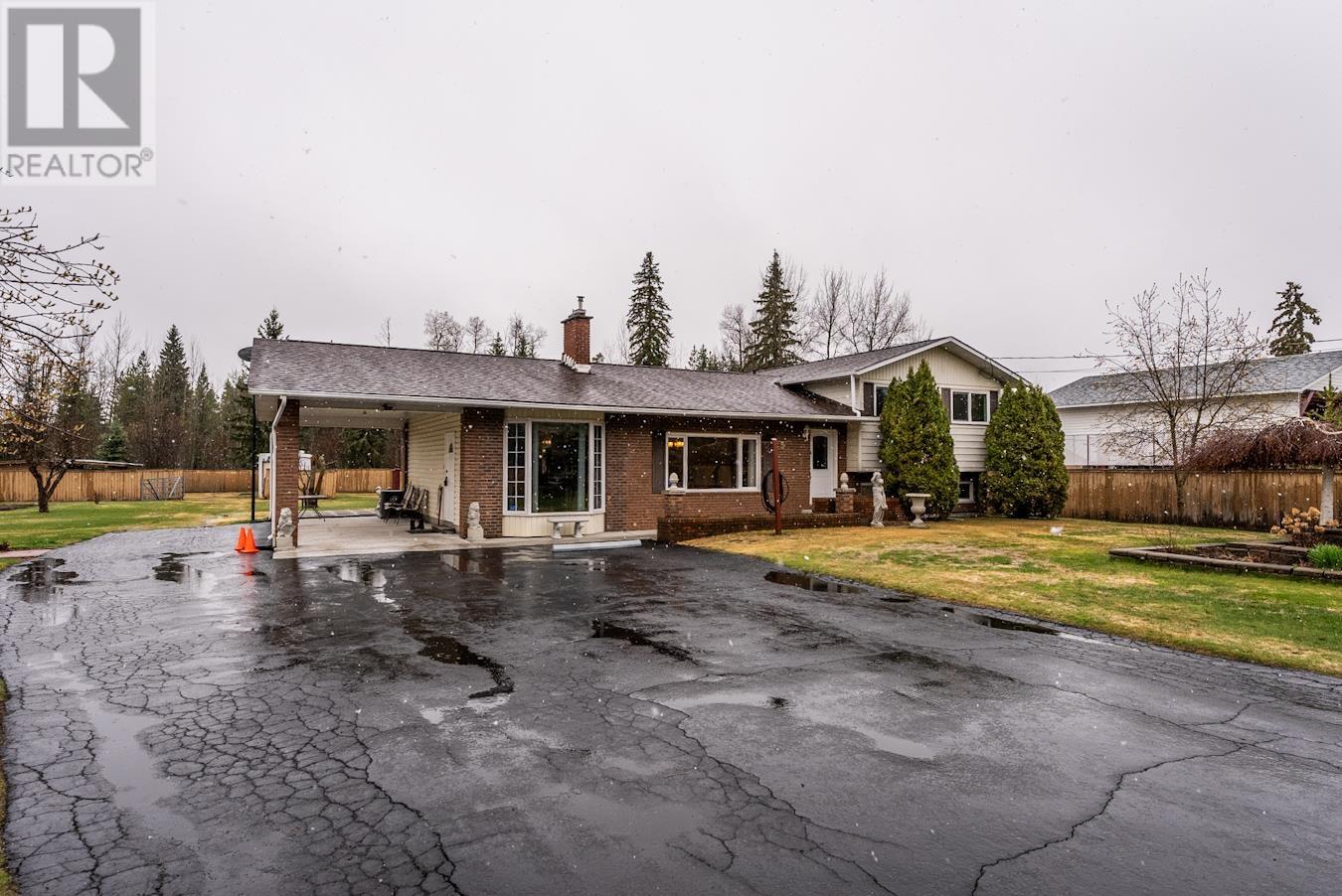 5465 Bendixon Road, Prince George, British Columbia  V2N 5V3 - Photo 1 - R2869926