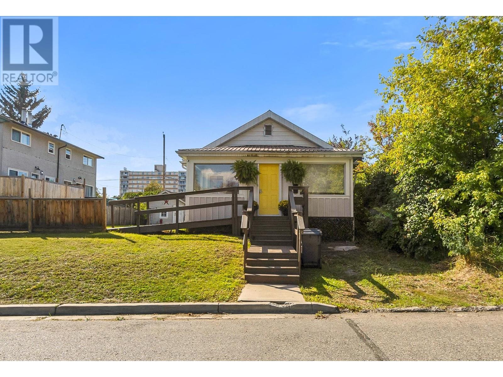 1477 HEMLOCK STREET, Prince George, British Columbia