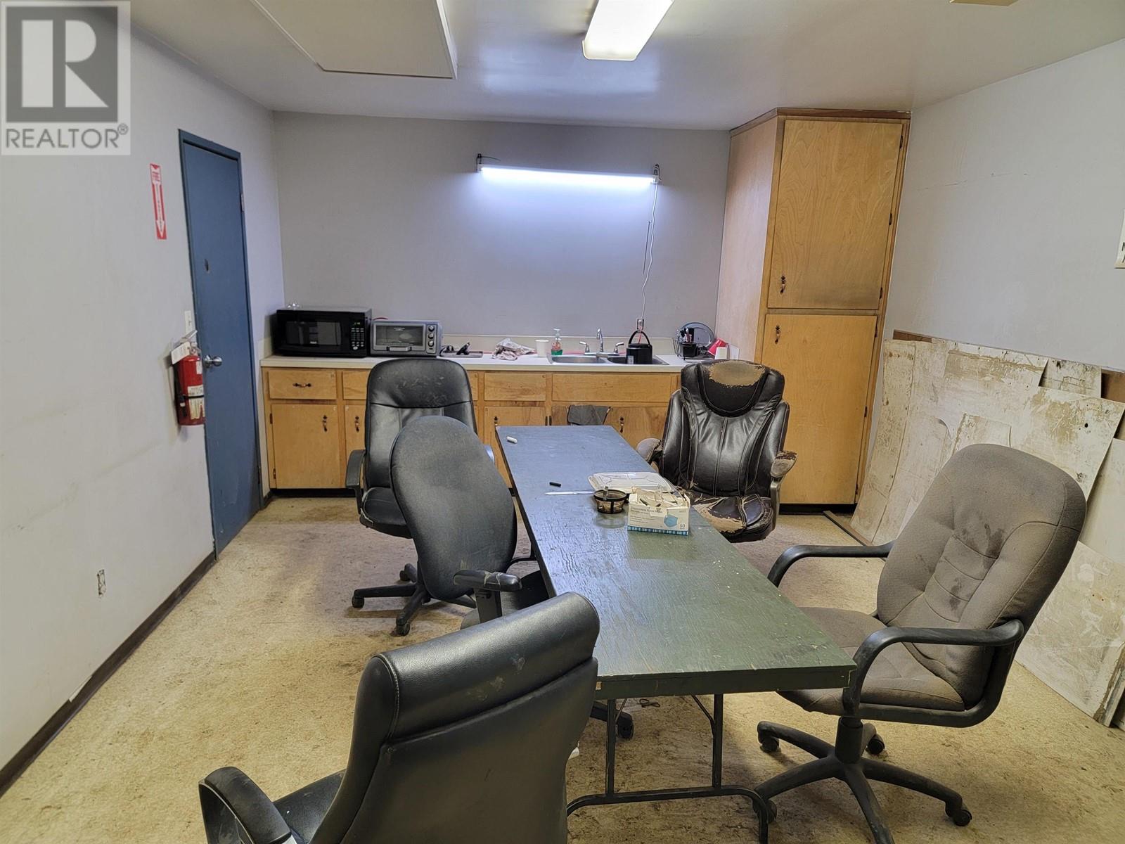 9410-9499 Milwaukee Way, Prince George, British Columbia V2N 5T3 - Photo 13 - C8066376