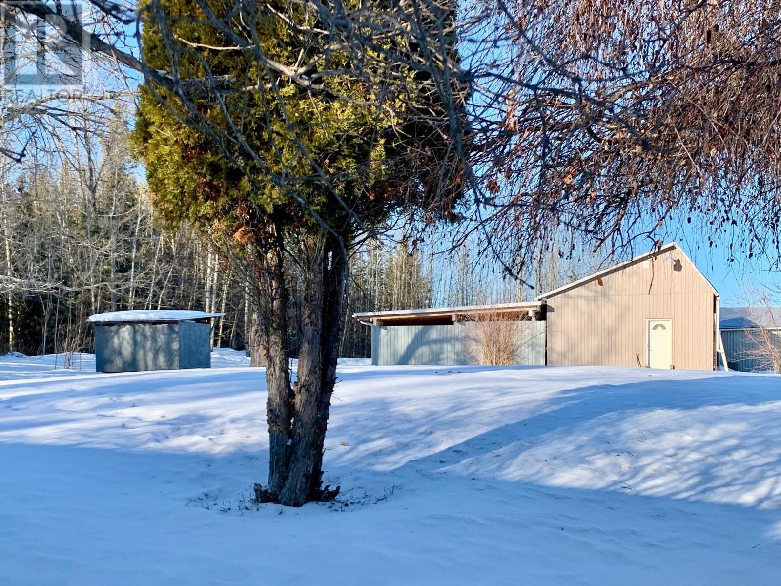6310 Graves Road, Prince George, British Columbia V2N 6E9 - Photo 17 - R2968761