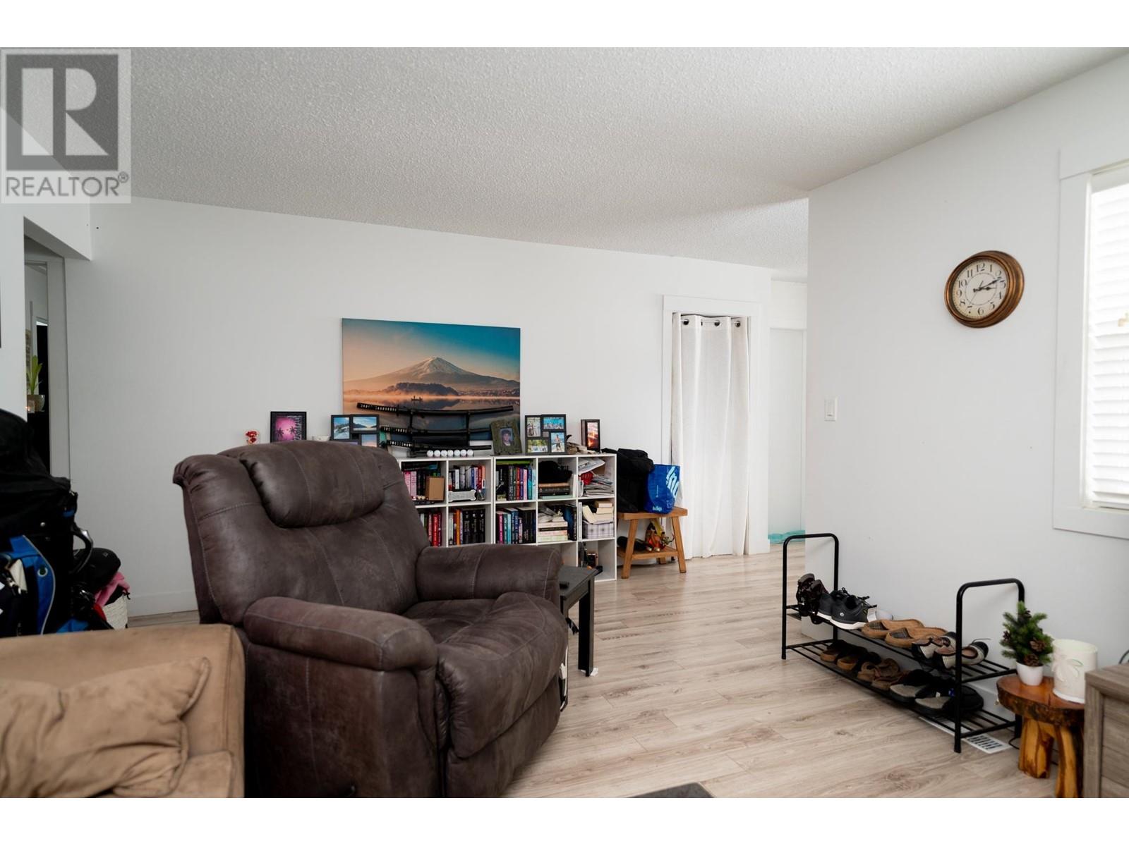 5689 Hepting Road, Prince George, British Columbia V2K 3E2 - Photo 10 - R2968867
