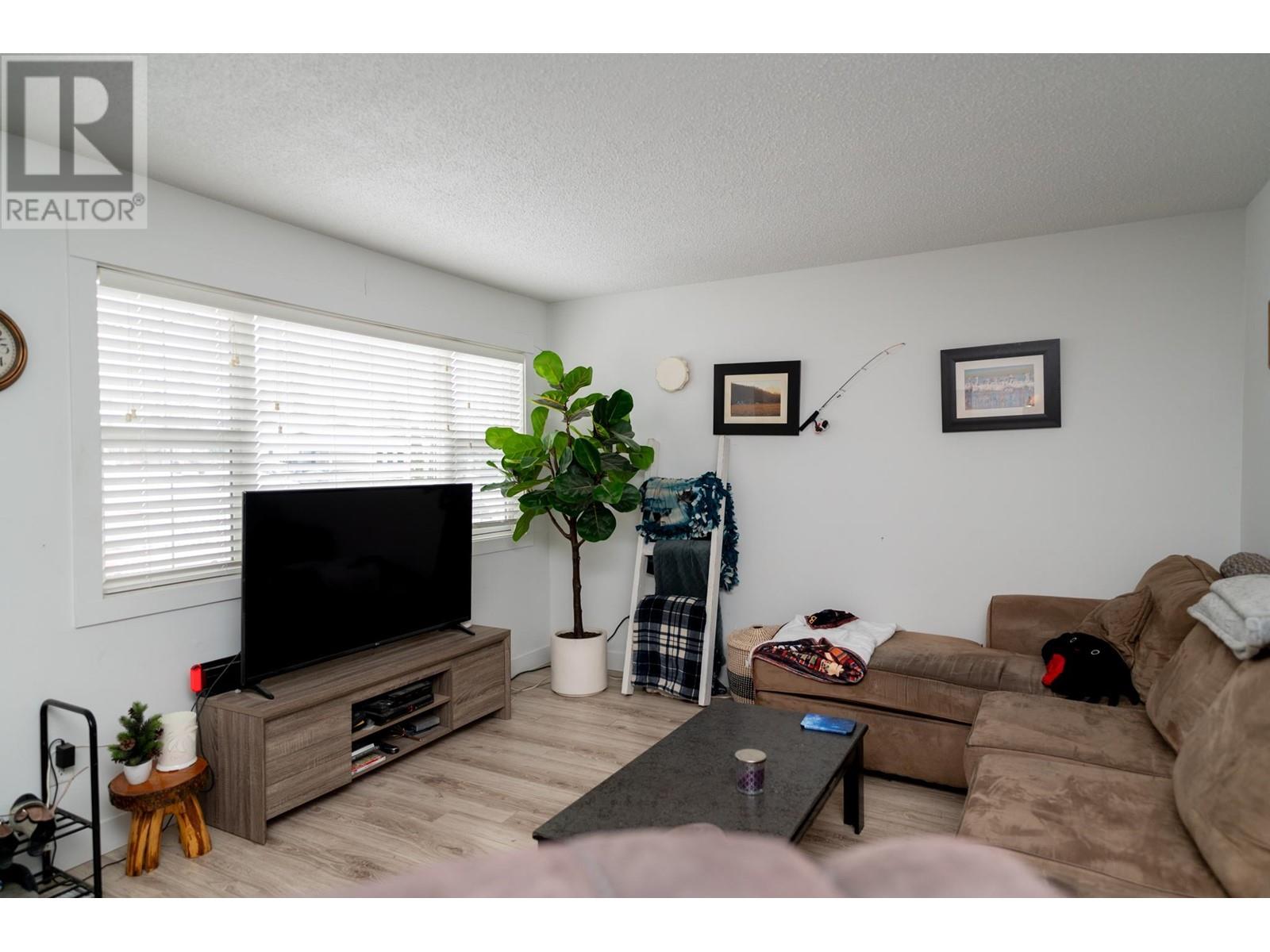 5689 Hepting Road, Prince George, British Columbia V2K 3E2 - Photo 8 - R2968867