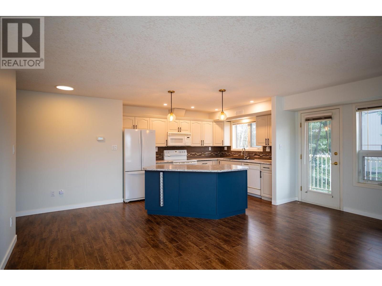 106 1693 6th Avenue, Prince George, British Columbia  V2L 3N5 - Photo 9 - R2976351